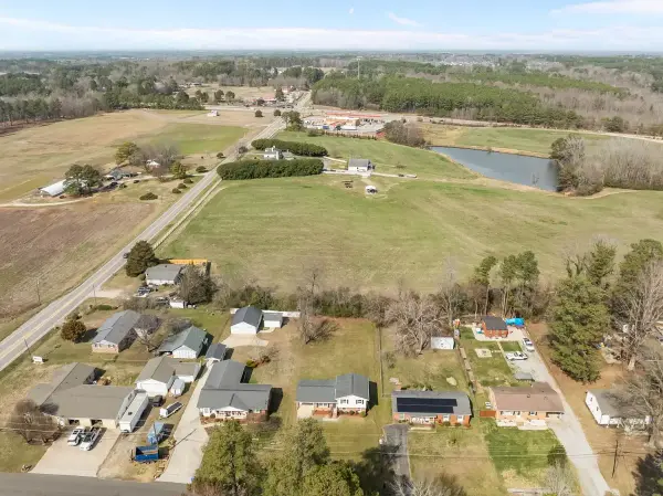 Aerial view of a North Carolina residential neighborhood — Cinch Home Buyers purchases homes across Mecklenburg County
